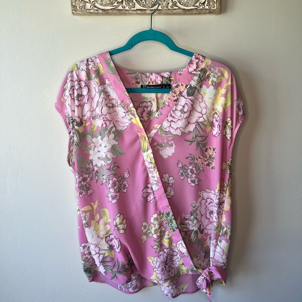 New York &Company Blouse